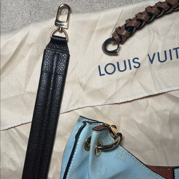 Light Blue Hobo Bag - Picture 4 of 16